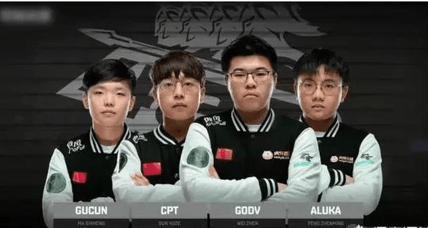 睿在接受采 睿在接受采