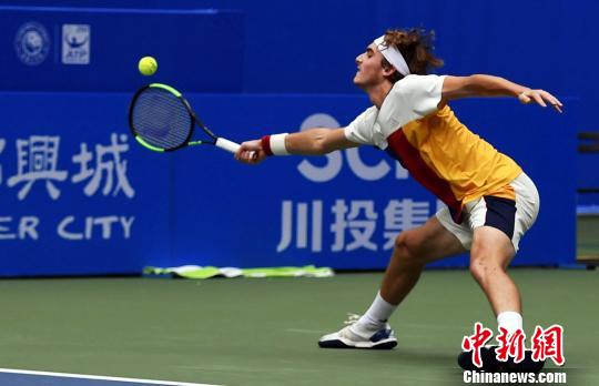 针锋相对的 针锋相对的